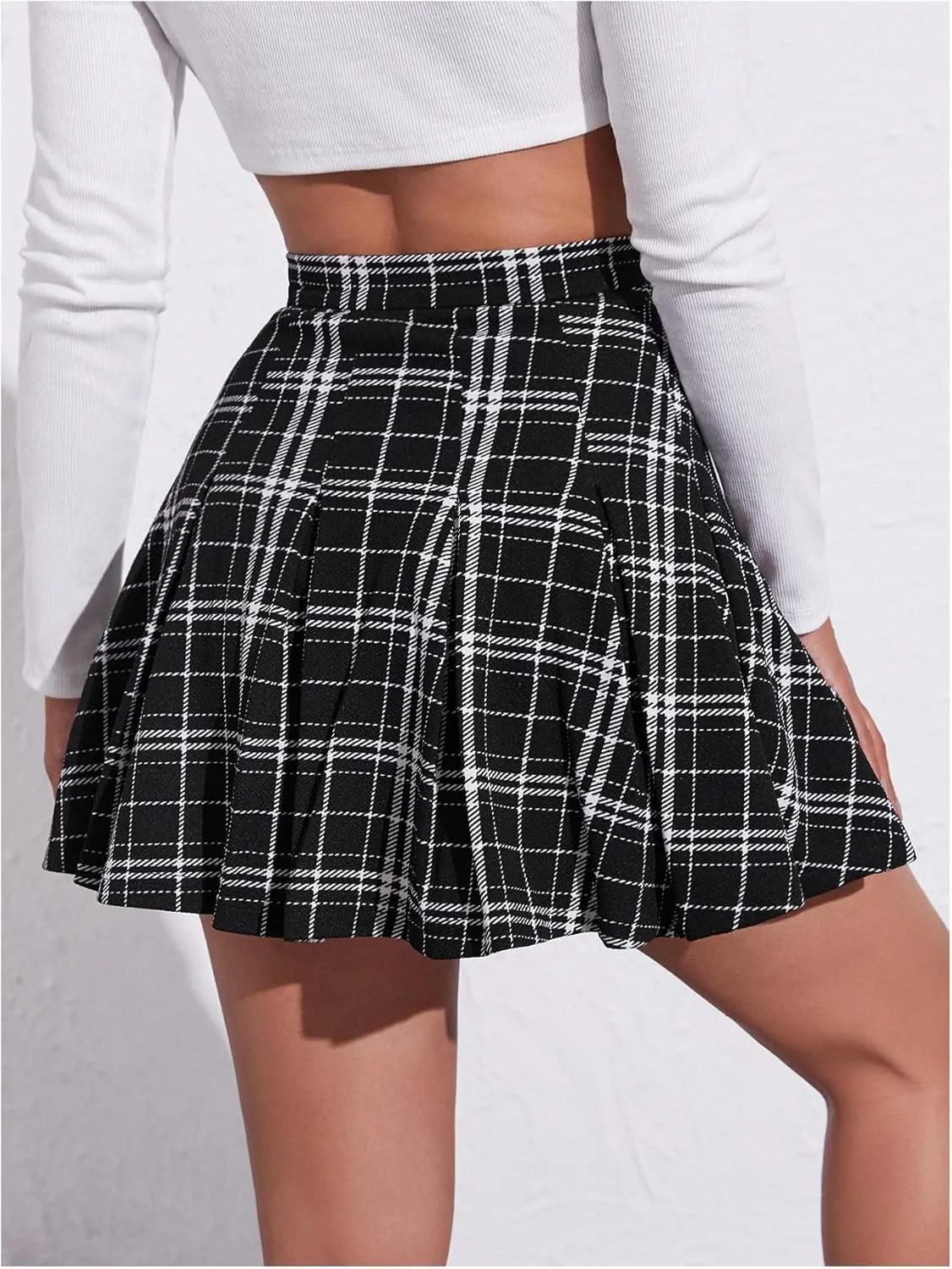 Floerns Women's Gingham Plaid High Waist Pleated Skirts Uniform Skater Mini Skirts