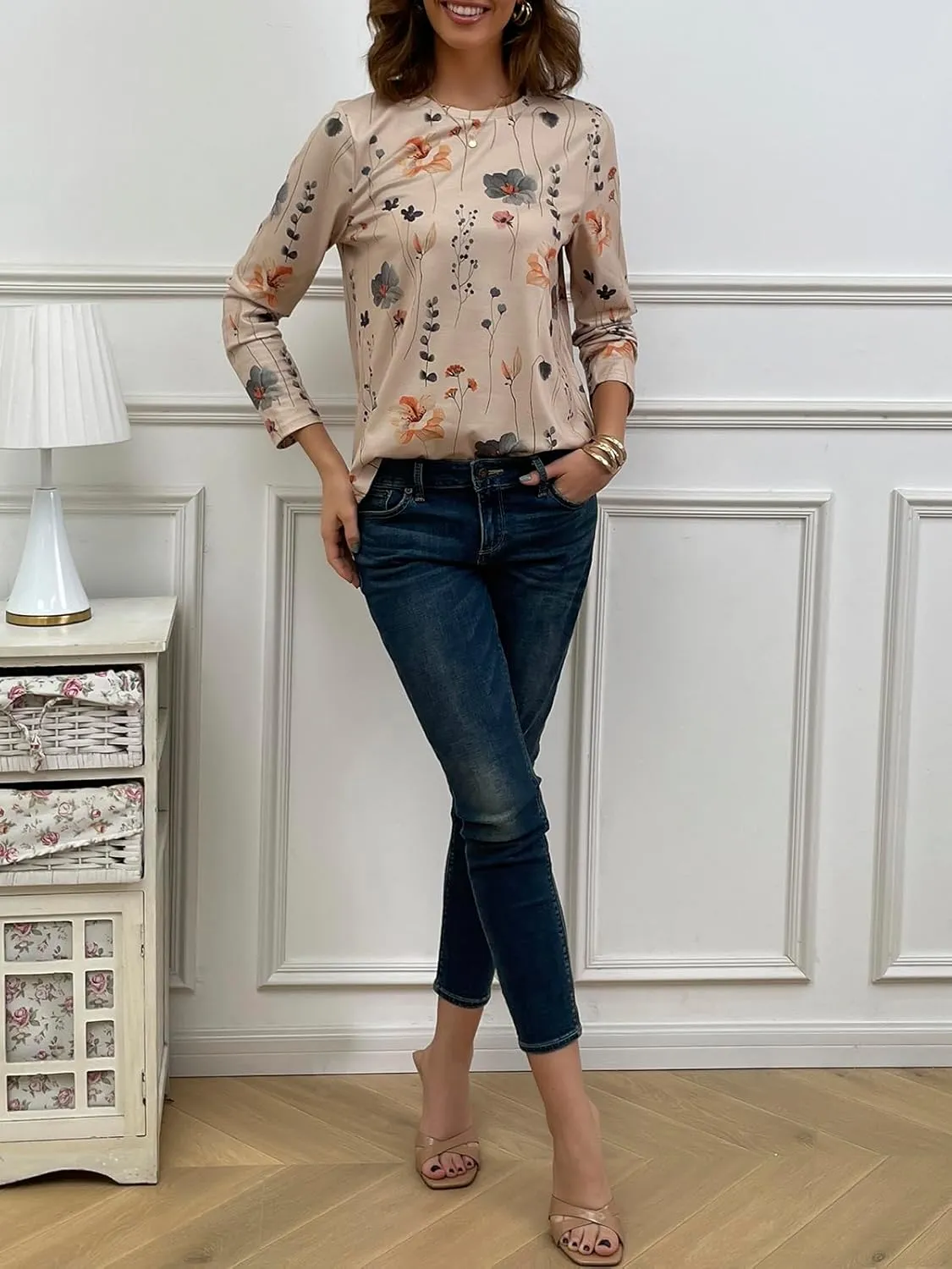 JUSTFASHIONNOW Womens Long Sleeve Tops Casual Shirts for Women Summer Flower Printed T Shirt Crewneck Floral Tee