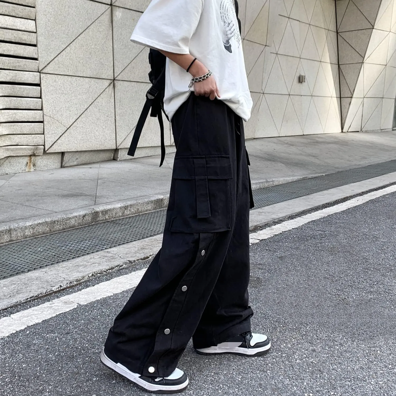 Linsennia Gothic Cargo Pants with Pockets for Men Women Girls Side Slit Baggy Streetwear Y2K Pants