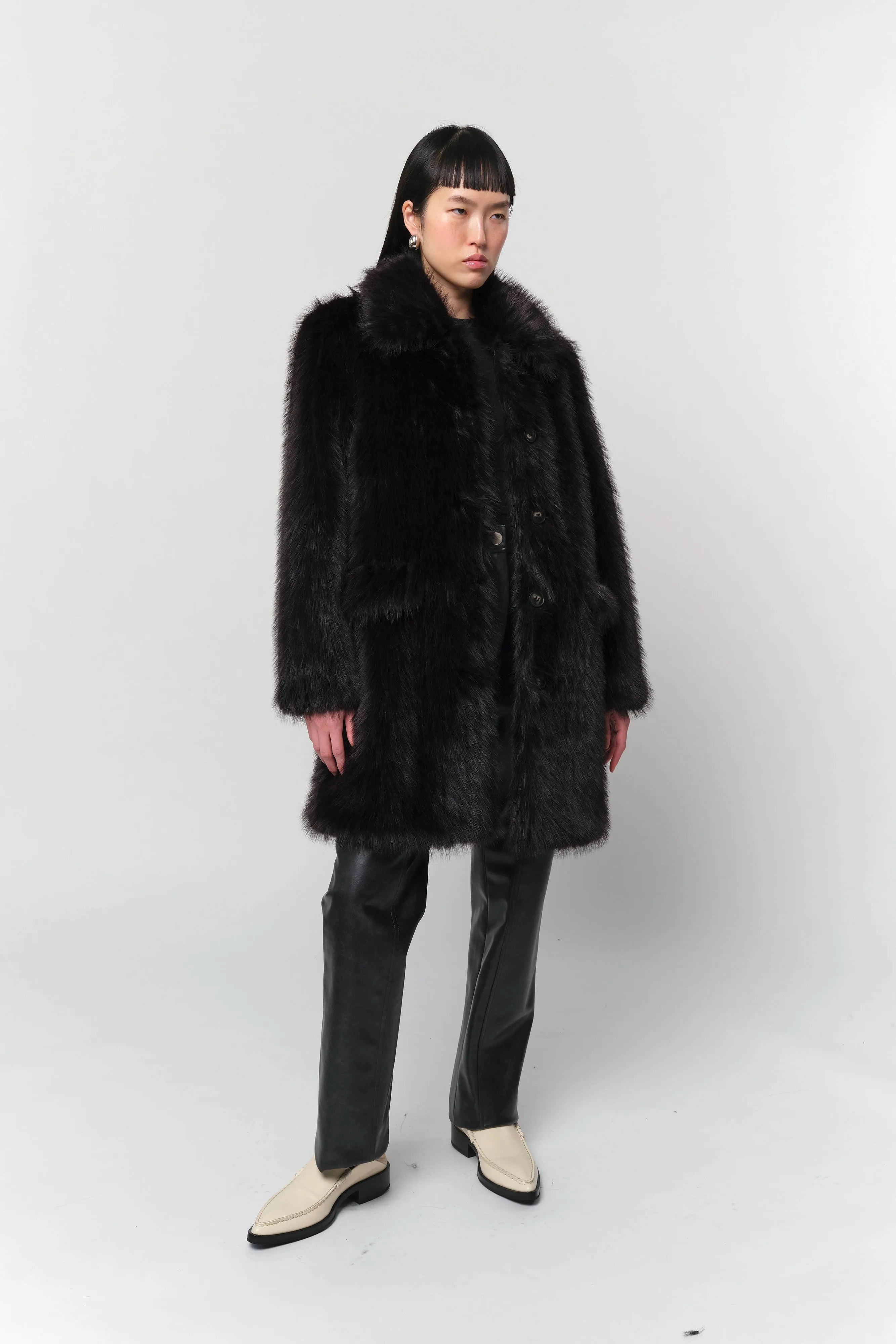 Pamela Mid-Length Coat in Noir