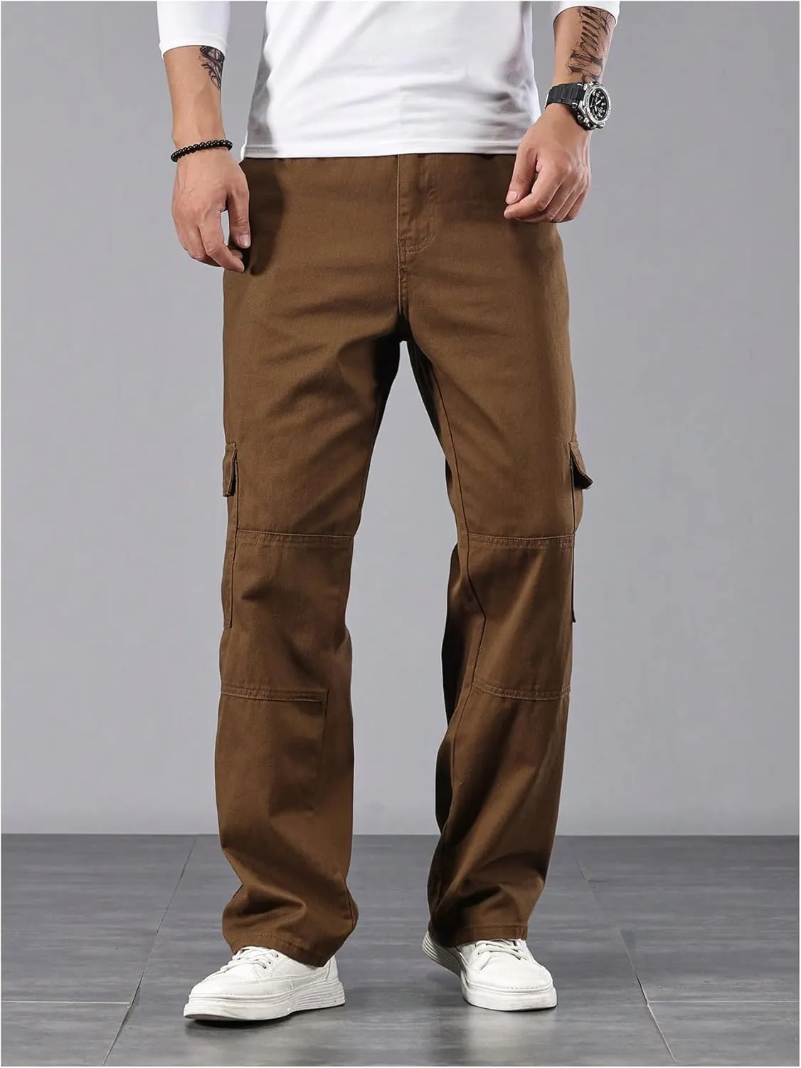 Verdusa Men's Flap Pocket Zipper Fly Wide Leg Casual Denim Cargo Pants Jeans